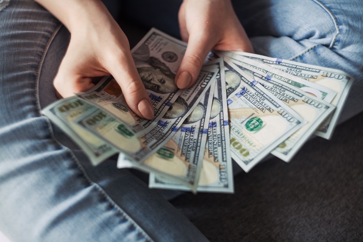 How Much Money Can You Make From Dividends?