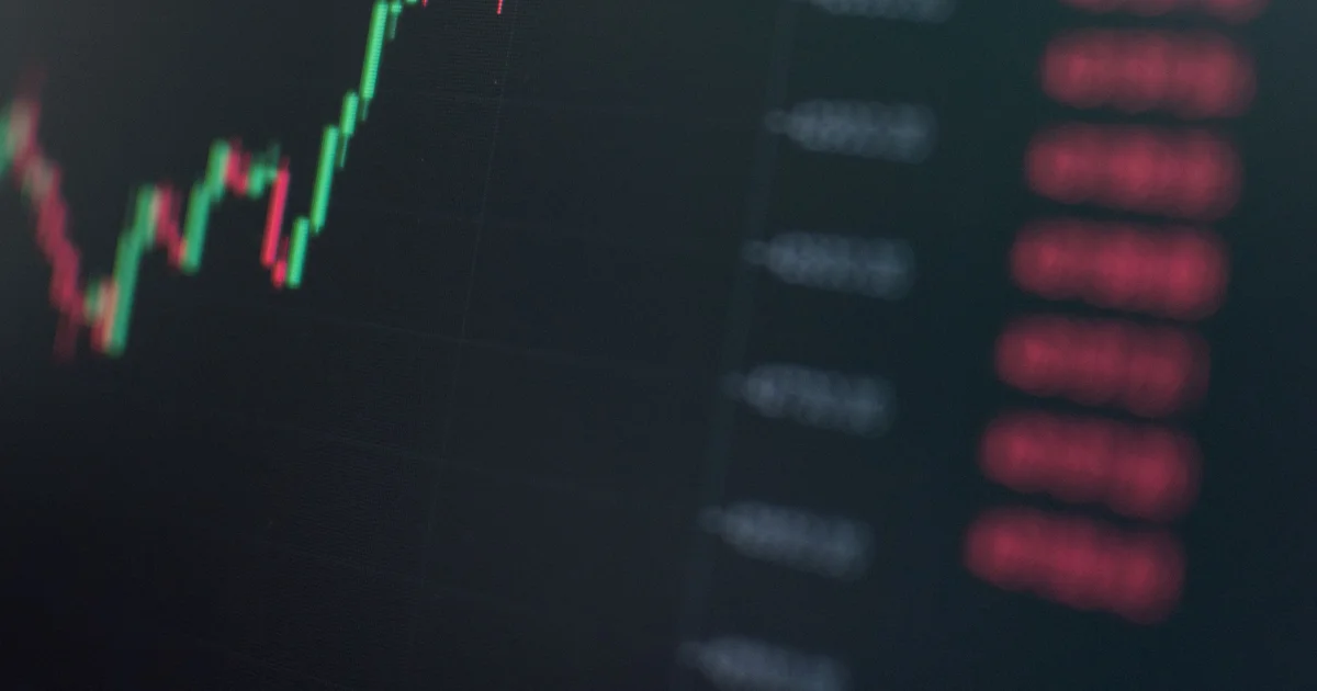 Highest Dividend Stocks: The Ultra-High Yield Names and the Risks