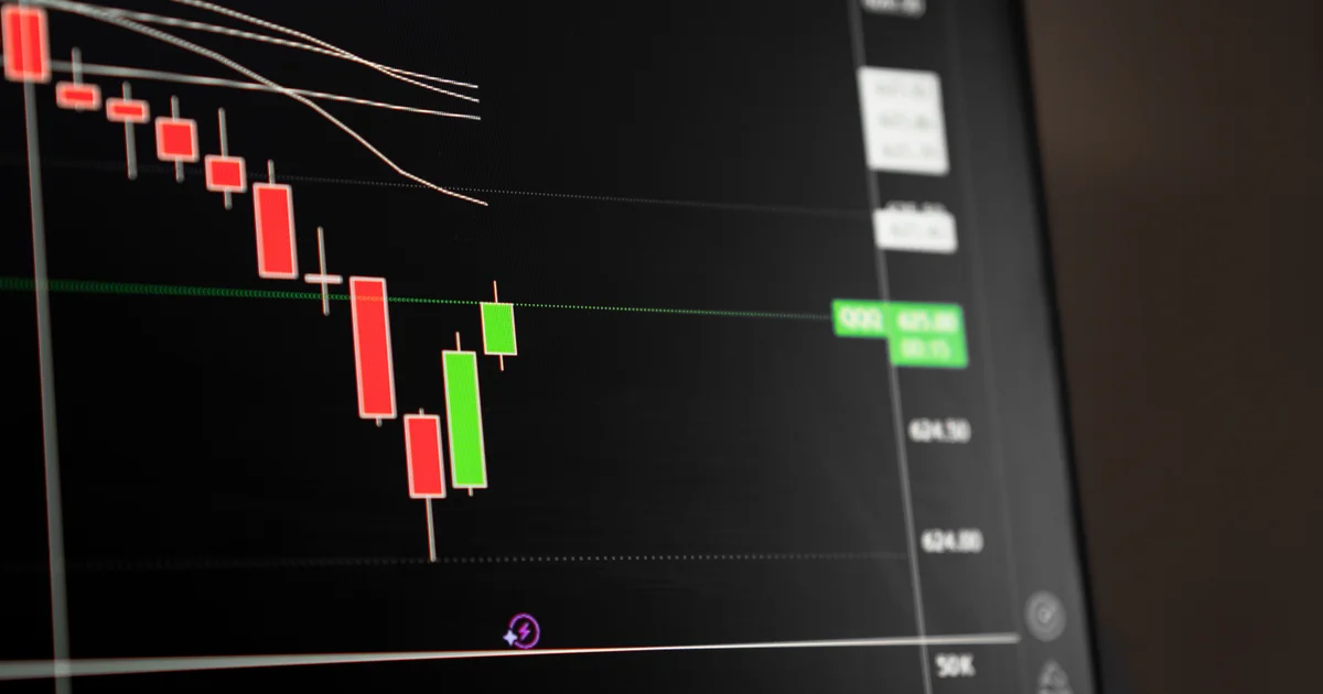 ULTY Dividend: 106% Yield, Total Return Reality, and Should You Buy?
